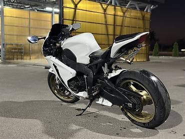 Мотоциклы: Спортбайк Honda, 1000 куб. см, Бензин, Взрослый, Б/у — 4