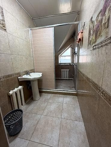 Дома: 200 м², 5 комнат, Бронированные двери, Евроремонт, Забор, огорожен — 3