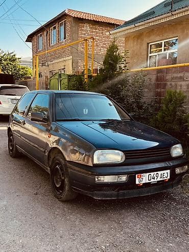 colf 2: Volkswagen Golf: 1993 г., 1.8 л, Механика, Бензин, Хэтчбэк — 1