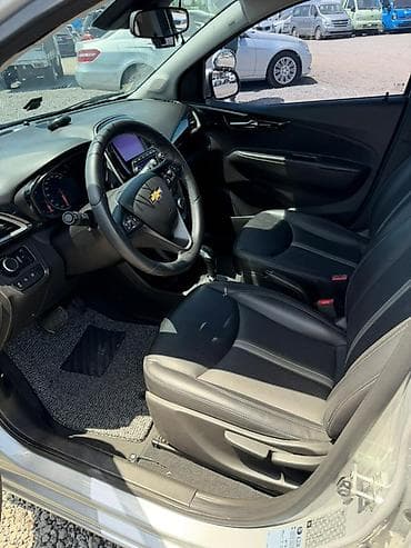 chery tiggo: Chevrolet Spark: 2019 г., Автомат, Бензин, Хэтчбэк — 8