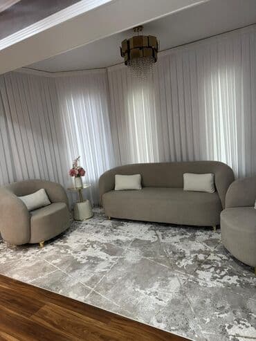 сдаю дом 8000: 200 м², 8 комнат — 7