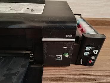 Техника и электроника: Продаю принтер Epson L800, включается, работает. Требует замены — 2