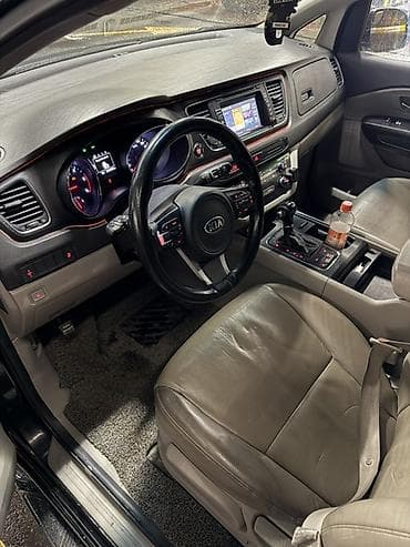 двери на матиз 2: Kia Carnival: 2016 г., 2.2 л, Автомат, Дизель, Минивэн — 6