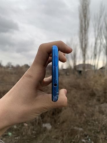 hisense 49: Xiaomi, Mi 9T, Б/у, 64 ГБ, цвет - Синий, 2 SIM — 4