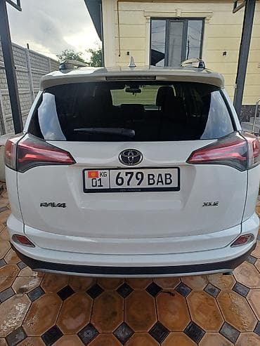 haval h3: Toyota RAV4: 2017 г., 2.5 л, Автомат, Бензин, Кроссовер — 4