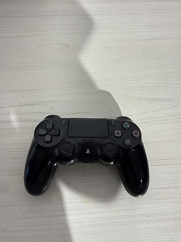 ps4 цена бу: Срочно продам пску. Комплектация: - Консоль PS4 Slim - Беспроводной — 10