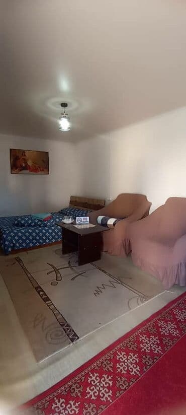 токмок микрарайон: 1 комната, Душевая кабина, Парковка, Банные принадлежности — 2