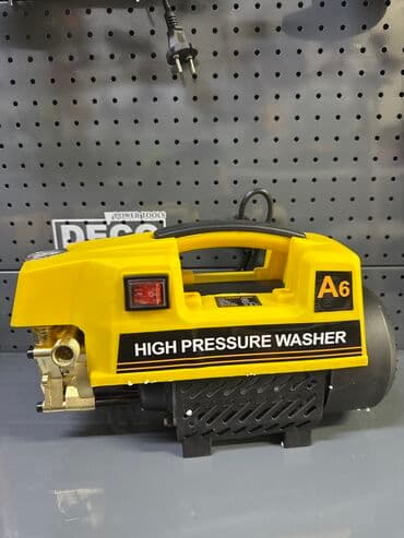 Мойка высокого давления фирмы: Spark качество: высокое в комплекте