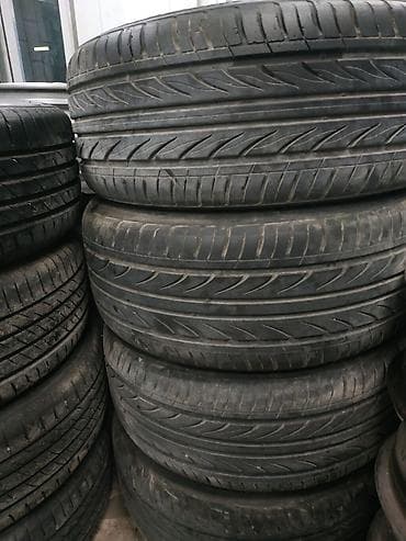 Летний комплект шин 225/50R17. износ 10% — 1