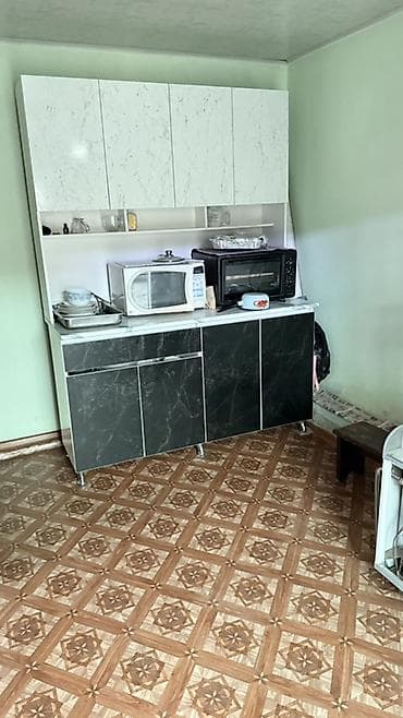 Дома: Продаётся частный дом с огородом. -Район Старый толчок -Площадь — 8