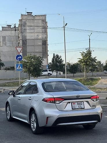 corolla бампер: Toyota Corolla: 2020 г., 1.8 л, Вариатор, Гибрид, Седан — 4