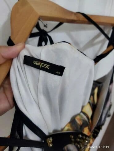 купить красивое платье недорого: Продаю платья в отличном состоянии, недорого. Фото скину на Вотсап — 10