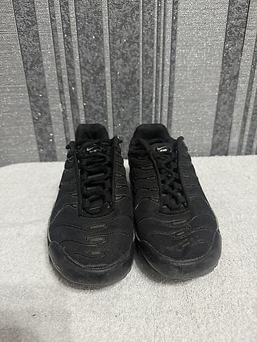 Мужские кроссовки, 36, Nike, Б/у, цвет - Черный