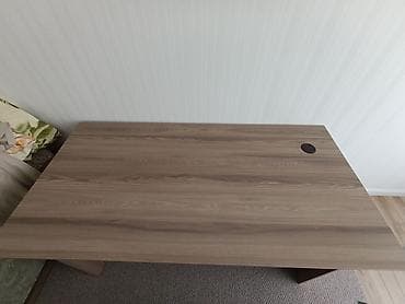 Столдор: Стол бежевый письменный, состояние отличное, есть отверстие для — 2