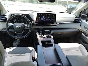 matiz diska: Toyota Sienna: 2021 г., 2.5 л, Вариатор, Гибрид, Минивэн — 6