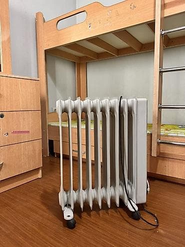 Кровати: Детская мебель + напольное зеркало + масляный радиатор Состав набора — 4