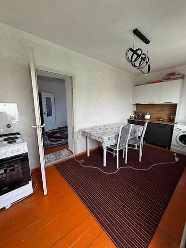 алтын ордо ж м: 🏡✨ ПРОДАЕТСЯ УЮТНЫЙ ДОМ ✨🏡 📍 Район: Алтын Ордо (Заря) 🔹 4 просторные — 6