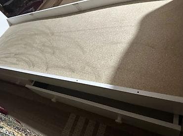 Балдар эмереги: Манеж керебет, Колдонулган, Комоду менен, Башка материал — 3