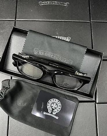хром хартс очки: Очки Chrome Hearts, комплект - Модель: прямоугольная оправа в черном — 1