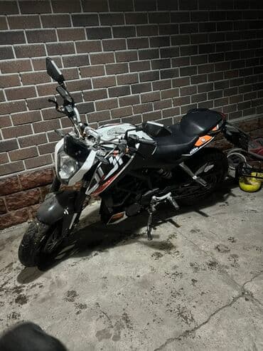 купить бу электромотоцикл: Классический мотоцикл 200 куб. см, Бензин, Взрослый, Б/у — 2