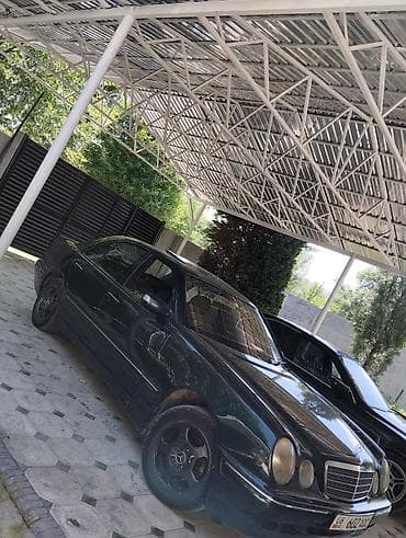 Mercedes-Benz E-Class: 2001 г., 2.2 л, Автомат, Дизель, Седан