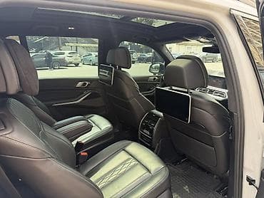 одежда bmw: BMW X7: 2020 г., 3 л, Автомат, Дизель, Кроссовер — 8
