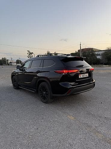вложений: Toyota Highlander: 2020 г., 2.5 л, Гибрид — 8