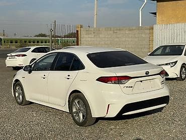 gl: Toyota Corolla: 2021 г., 1.8 л, Вариатор, Гибрид, Седан — 4