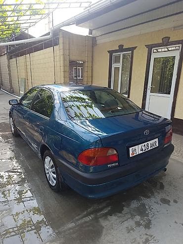 k7 2017: Toyota Avensis: 1998 г., 2 л, Механика, Бензин, Седан — 4