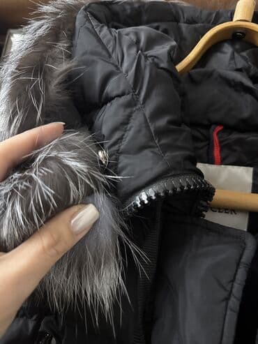 пуховики монклер: Женский пуховик Moncler оригинал женский, черный, длина до колен — 6