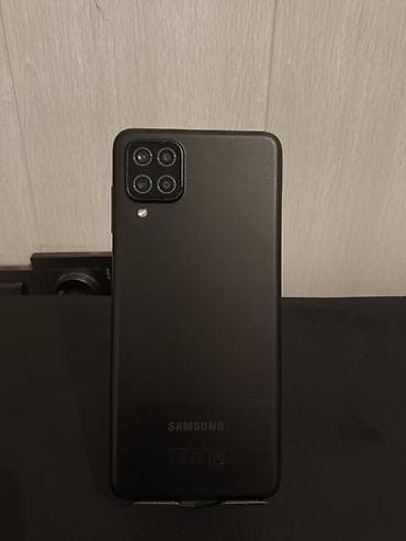 Samsung Galaxy A12, Б/у, 32 ГБ, цвет - Черный, 2 SIM