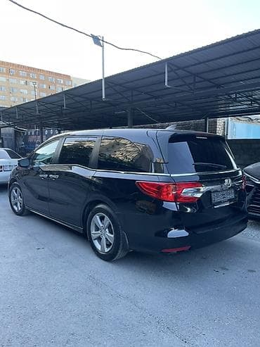 Honda Odyssey: 2019 г., 3.5 л, Автомат, Бензин, Минивэн — 4
