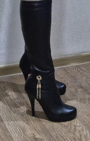 деми сапаги: Продаю сапоги женские .Деми . На худую ногу ( икры ) . Высокий — 9