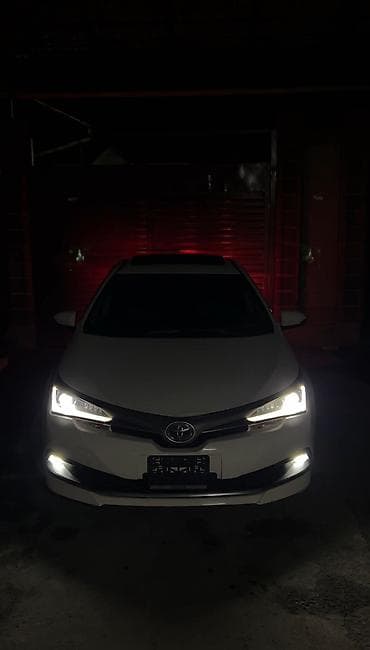 prius 30: Toyota Corolla: 2019 г., 1.8 л, Автомат, Гибрид, Седан — 1