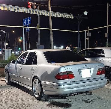 головка ауди 100 2.3: Mercedes-Benz E-класс AMG: 2002 г., 3.2 л, Автомат, Бензин, Седан — 1
