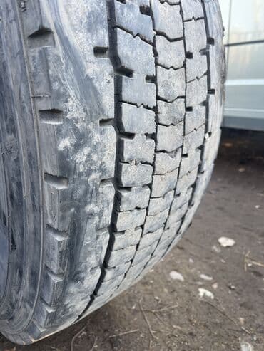 Транспорт: Продаю б/у резину 315/70 R22.5 в хорошем состоянии. 60% Процентов! — 2