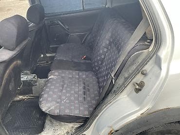 Volkswagen: Volkswagen Golf: 1993 г., 1.8 л, Механика, Бензин — 6