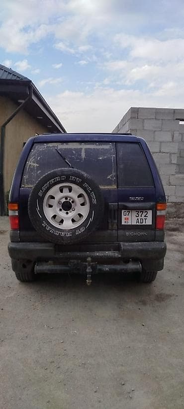въезд: Isuzu Bighorn: 1997 г., 3.2 л, Автомат, Газ, Внедорожник — 4