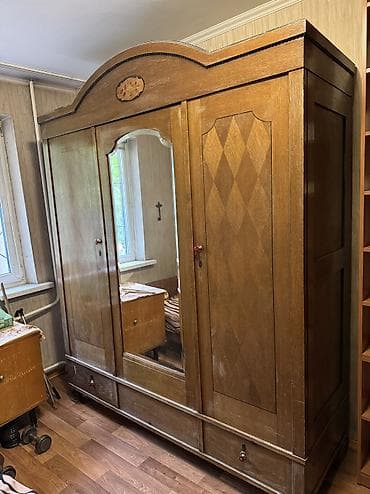 классика одежда: Шкаф отличнрго качества,натуральное дерево — 1