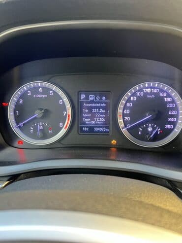 дом на калесох: Hyundai Sonata: 2018 г., 2 л, Автомат, Газ, Седан — 18