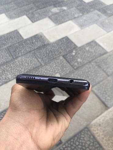 3 симочный: Samsung Galaxy A31, Б/у, 64 ГБ, цвет - Черный, 2 SIM — 6