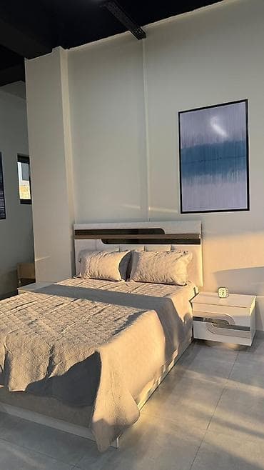 спальный шарнитур: Спальный гарнитур, Новый, Двуспальная кровать, Шкаф, Трюмо, Другая страна производитель, В рассрочку, МДФ, Бесплатная доставка, цвет - Белый — 2