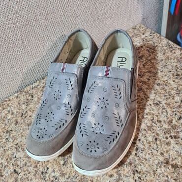 Продаю НОВЫЕ кожаные,мягкие из Германии туфли. Мягкие, удобная