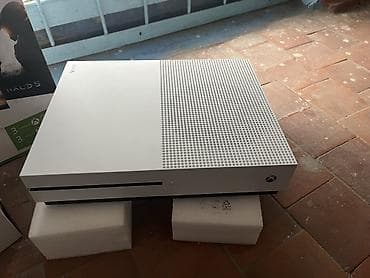 Xbox One S, белый Комплектация: - Консоль Xbox One S (оптический