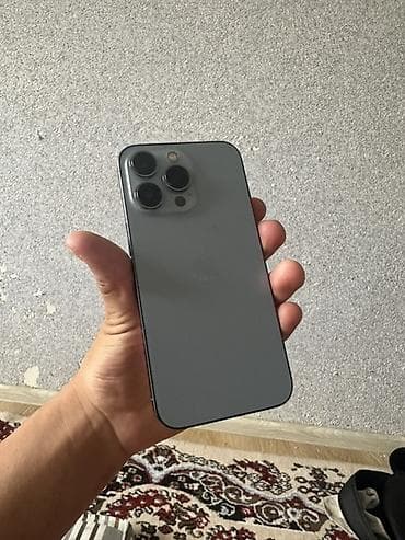 IPhone 13 Pro, Б/у, 256 ГБ, Space Gray, Чехол, 82 %