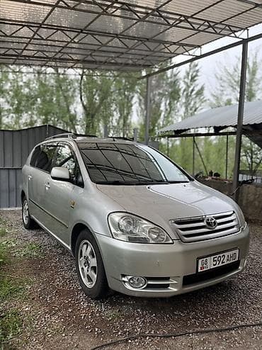 рено рапид: Toyota Avensis Verso: 2002 г., 2 л, Автомат, Газ, Минивэн — 3