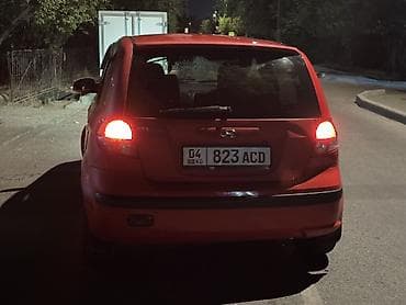 Транспорт: Hyundai Getz: 2003 г., 1.1 л, Механика, Бензин, Хэтчбэк — 4