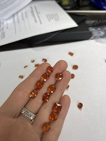 Жеке буюмдар: Гранат мандариновый/спессартин — набор огранённых вставок для — 1