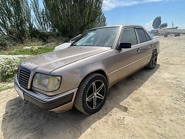 коробка на сапог: Mercedes-Benz W124: 1993 г., 2.8 л, Механика, Бензин, Седан — 4