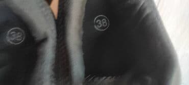 красовки бу: Продаю кроссовки. Размер 38. Цена договорная. Состояние очень хорошее — 2